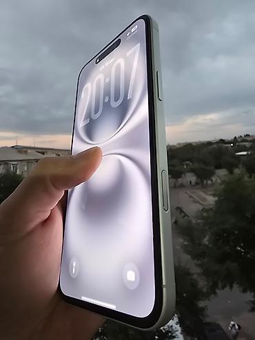 89: IPhone 16 Plus, Б/у, 256 ГБ, Белый, 89 % — 3
