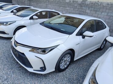 аато в рассрочку: Toyota Corolla: 2019 г., 1.8 л, Гибрид, Седан