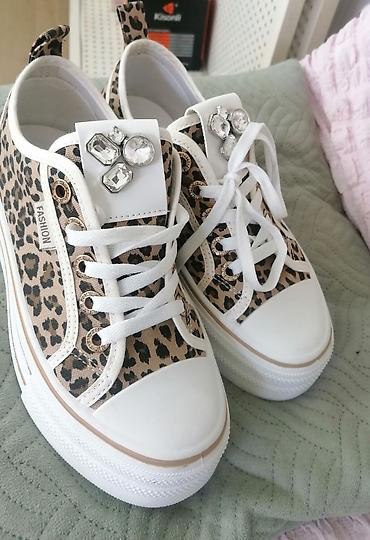 Patike: Patike sa platformom inspirisane leopard dezenom, idealne za — 9