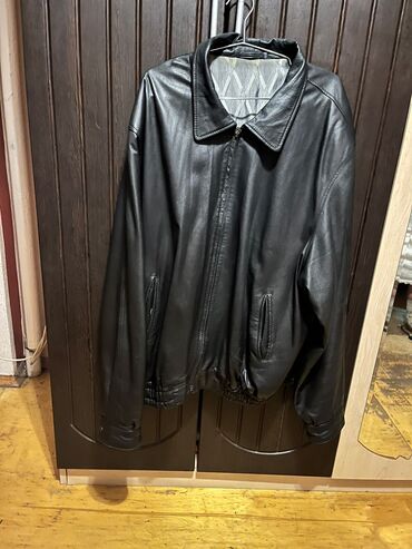 deri gödəkcə: Куртка 6XL (EU 52), 7XL (EU 54), 8XL (EU 56), цвет - Черный