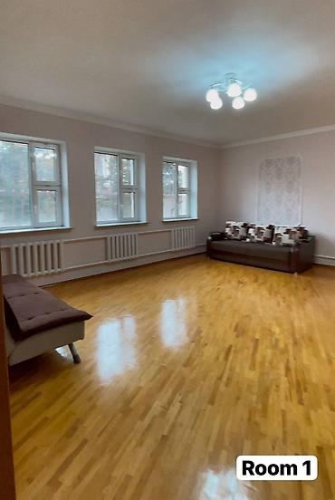 Долгосрочная аренда домов: 200 м², 5 комнат — 4