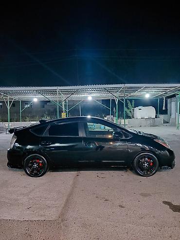 Toyota: Toyota Prius: 1.6 l | 2007 il Sedan — 3