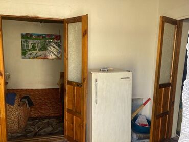 дом дачная: 40 м², 2 комнаты, Подвал, погреб, Забор, огорожен