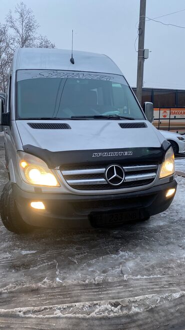 срочно продаю спринтер пассажирский: Mercedes-Benz Sprinter: 2008 г., 2.2 л, Автомат, Дизель, Бус