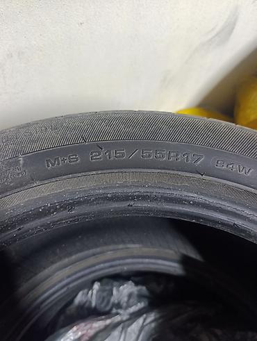 Шины: Летние шины 215/55 R17 94W, маркировка M+S на борту. - Размер: 215/55 — 2