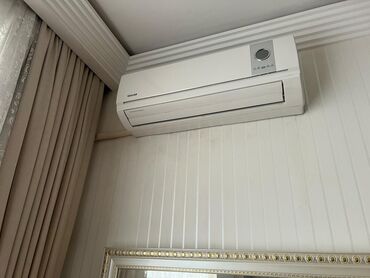 прокат плейстейшен 4: Kondisioner Gree, İşlənmiş, 40-45 kv. m, Split sistem, Kredit yoxdur