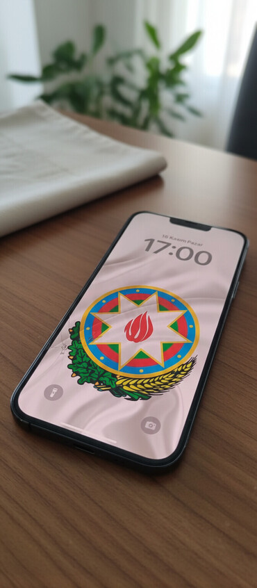 Apple iPhone: IPhone 13 Pro Max, 256 GB, Sierra Blue, Face ID — 5