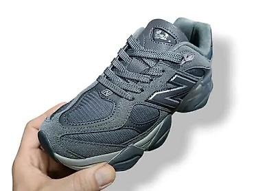 lude kucne papuce: New Balance / NB 9060 / 2026

Vel. : 36-41
Cena: 3800 din — 1