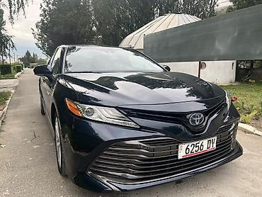 элктро машина: Toyota Camry: 2020 г., 2.5 л, Автомат, Гибрид, Седан — 6