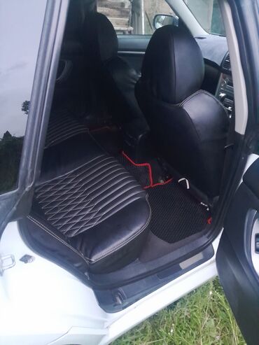 Subaru: Subaru Legacy: 2003 г., 2 л, Автомат, Бензиновая — 10