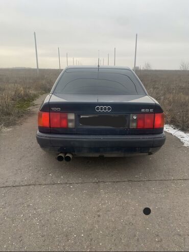 чихолы на авто: Audi 100: 1993 г., 2.6 л, Автомат, Бензин