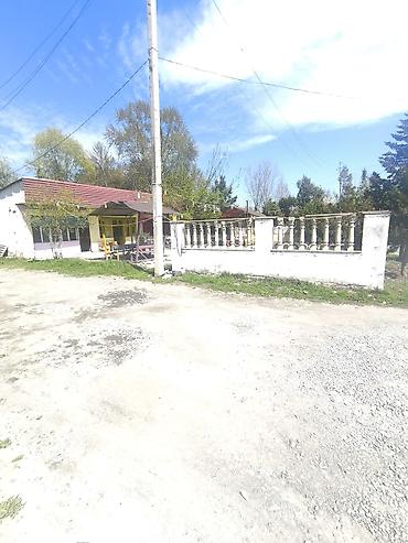 Həyət evləri və villaların satışı: 3 otaqlı, 10 kv. m, Orta təmir — 4