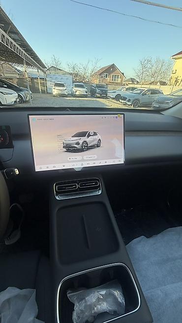 Другой электротранспорт: Электромобиль crossover сегмента C. Основные характеристики по фото — 10