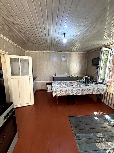Продажа коттеджей и домов: 🏡 Продается уютный дом в Сокулуке! ✨ Характеристики: ▪️ Участок 20 — 8