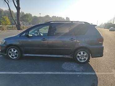 Продажа авто: Toyota Ipsum: 2001 г., 2.4 л, Автомат, Бензин, Универсал — 2
