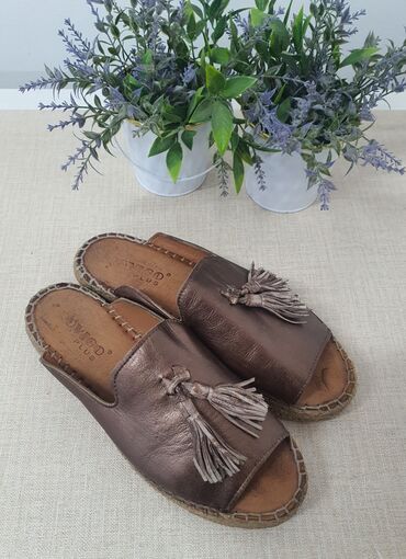 svedske klompe modeli: Fashion slippers, 39