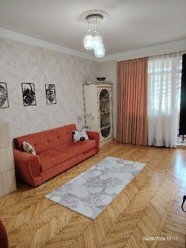 Köhnə tikili: Bakı, 2 otaqlı, Köhnə tikili, m. Gənclik, 35 kv. m — 3