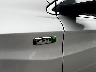 Roewe: Roewe ERX5: 2018 г., 0.1 л, Автомат, Электромобиль, Внедорожник — 5