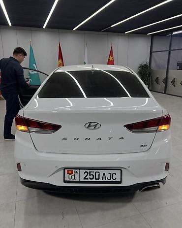 Продажа авто: Hyundai Sonata: 2017 г., 2 л, Автомат, Бензин, Седан — 3