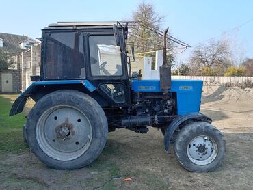 Traktorlar: Traktor Belarus (MTZ) MTZ 2008 il, 821 at gücü, motor 0.5 l, İşlənmiş — 4