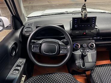 Hyundai: Hyundai Casper: 2022 г., 1 л, Вариатор, Бензин, Кроссовер — 6
