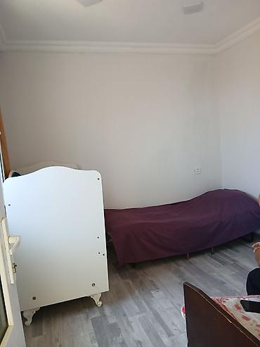 gence gunluk kiraye evler: ( Kommunal daxil- 400 azn) Mediabadda ist petrola yaxın ərazidə — 3