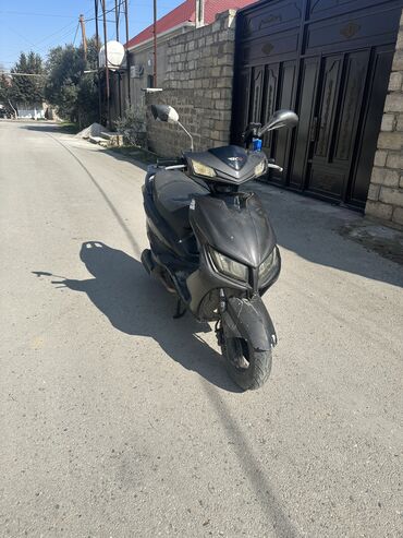 Mopedlər,skuterlər: RKS - blazer 50xr, 50 sm3, 2022 il, 10000 km