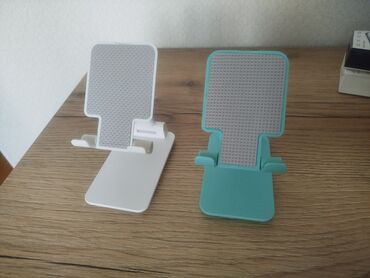 Mobil telefonlar üçün digər aksesuarlar: Stol üstü telefon tutacaqlar satılır isdeyen bu nömrəylə əlaqə — 20