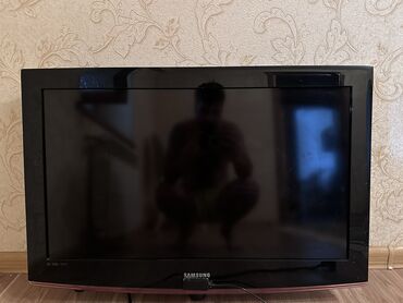 samsung tv qiymetleri: İşlənmiş Televizor Samsung 40" Ünvandan götürmə