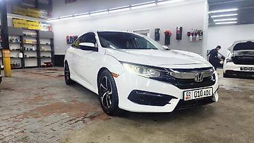 Honda: Honda Civic: 2017 г., 2 л, Вариатор, Бензин, Седан — 9