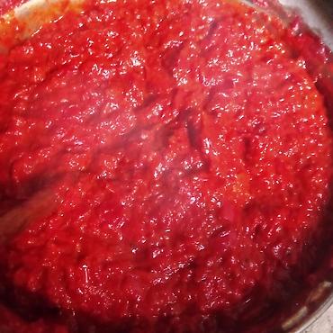 Prehrambeni proizvodi: Domaći ajvar i pindžur u teglama. - Ajvar od pečenih paprika – sitno — 2