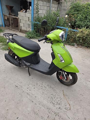 мопед 110: Скутер 125 куб 3000 пробег находится в Беловодском, пластик — 3
