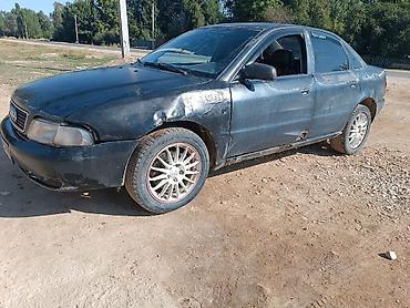 Audi A4: 2000 г., 1.8 л, Автомат, Седан — 4