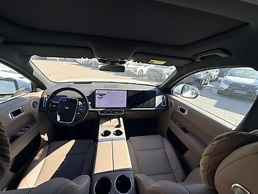 Lixiang: Lixiang L9: 2025 г., 1.5 л, Автомат, Электромобиль, Кроссовер — 7
