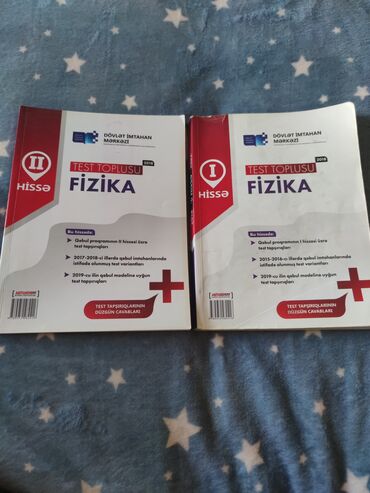 fizika qayda kitabı: Fizika Dim 1 ci ve 2.ci hisse Kitablar ideal veziyyetdedir.Cırığı