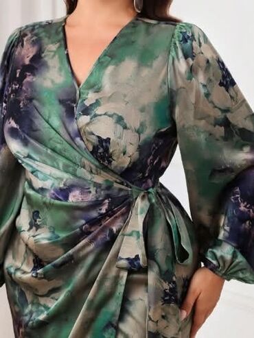 Haljine: Cena 3200din Vel 0XL,1XL,2XL,3XL,4XL Poručuje se, isporuka za nedelju — 11