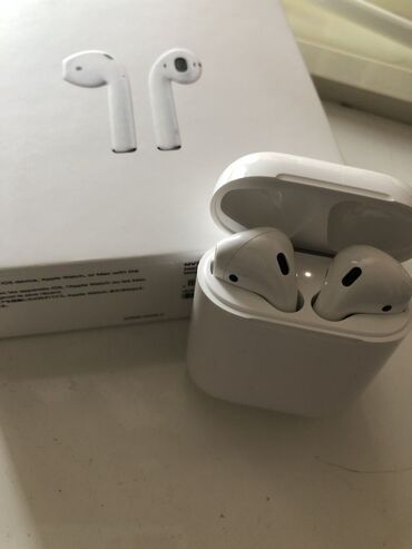 наушник p9: Airpods gen 2 оригинал все работает есть чехол микрофон и батарея в