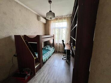 дома в бишкеке купить: 3 комнаты, 75 м², Сталинка, 3 этаж, Косметический ремонт