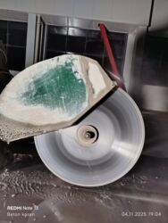 Beton işləri: #Betonkesme #betondeşmə Beton kubik kərpic - dən kəsim deşim — 12