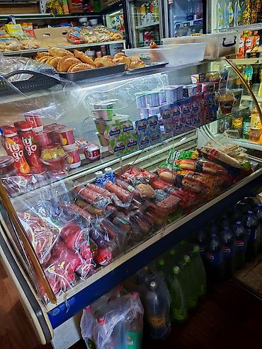 Срочно продается Холодильная витрина для магазина/кафе - Тип
