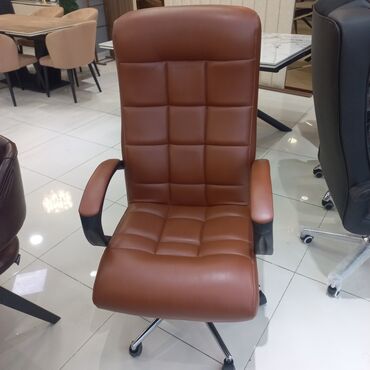 Ofis və oyun kresloları: Yeni, Təkərli, Qolları tənzimlənmir, Dəri — 4