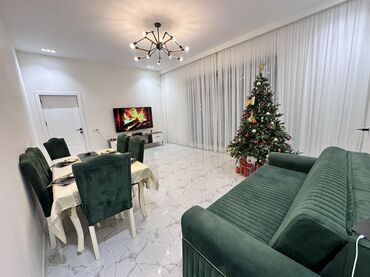 Günlük kirayə evlər: 220 kv. m, 8 otaq, Kombi, Qaz, İşıq — 1