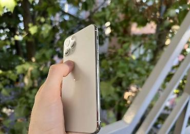 samsung galaxy a70: IPhone 11 Pro, Б/у, 256 ГБ, Белый, 100 % — 5