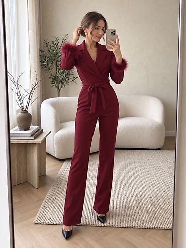 melissa beograd: Prelep kombinezon
3100 din
S M L — 3