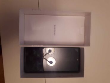 Digər: Samsung Galaxy A52 smartfonu, qara rəngdə. Telefon öz qutusunda lalafo.az -da Digər: Samsung Galaxy A52 smartfonu, qara rəngdə. Telefon öz qutusunda
