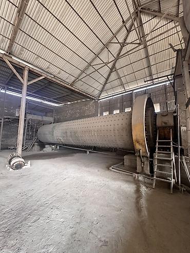 ucuz drel: Sənaye təyinatlı iriölçülü baraban tipli qurğu komplekti. Şəkillərdə — 1