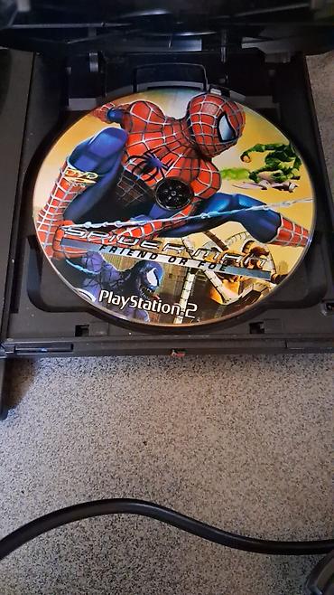 buds 2: PlayStation 2 (PS2) Slim oyun konsolu dəsti Dəst tərkibi: - PS2 Slim — 2