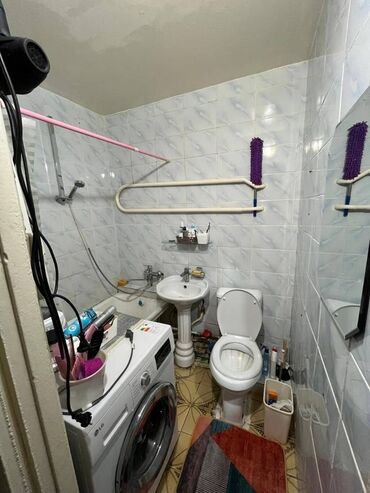 1 комнатная квартира без ремонта: 1 комната, 32 м², 104 серия, 4 этаж, Евроремонт