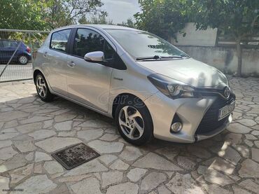 Toyota: Toyota Yaris: 1.5 l. | 2016 έ. Χάτσμπακ — 5