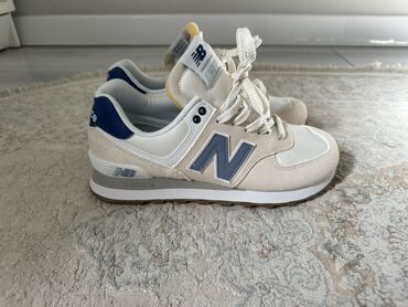 белые блузки больших размеров: Кроссовкалар, 37, New Balance, Жаңы, түсү - Саргыч боз